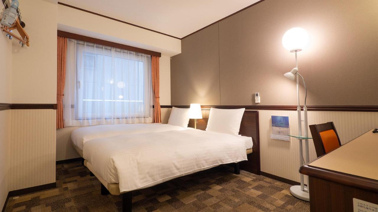 Toyoko Inn Tsudanuma-Eki Kita-Guchi Funabashi Exterior foto